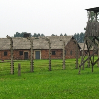 AUSHWITZ & BIRKENAU